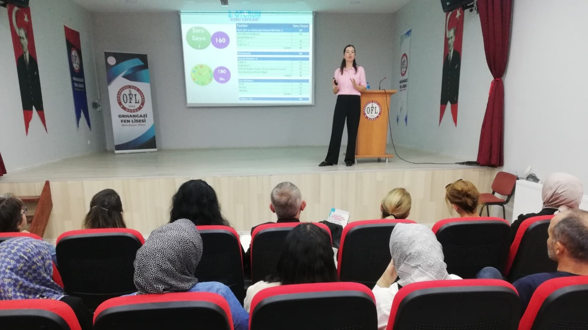 ORHANGAZİ FEN LİSESİ'NDE YKS HAZIRLIK SÜRECİ BİLGİLENDİRME TOPLANTISI YAPILDI